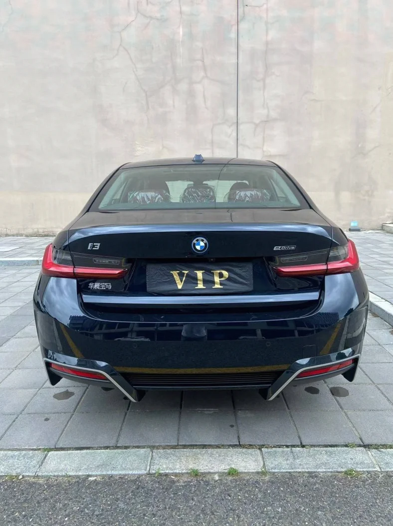 宝马I3 后面外观一
