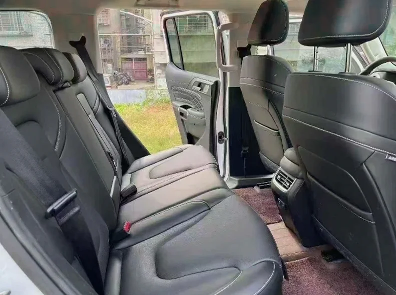 长城汽车坦克 后面外观二