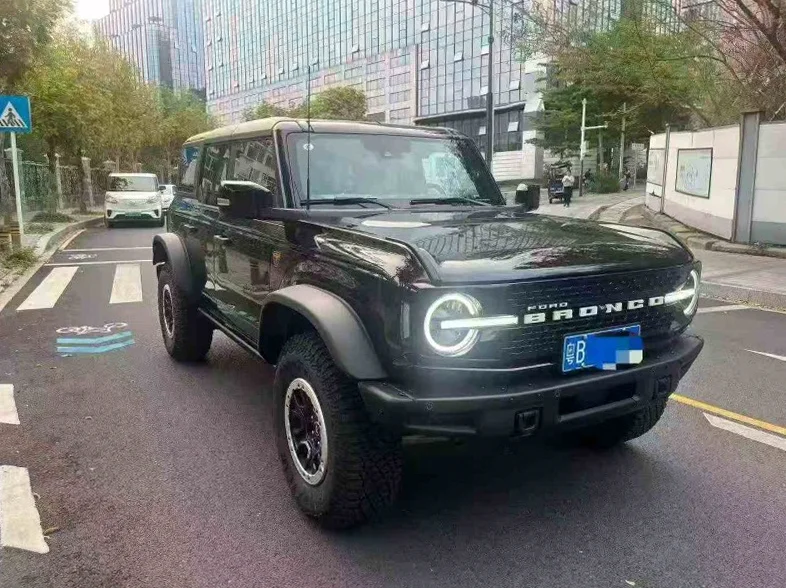 福特烈马 正面外观二