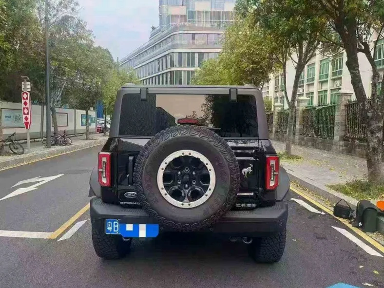 福特烈马 驾驶室