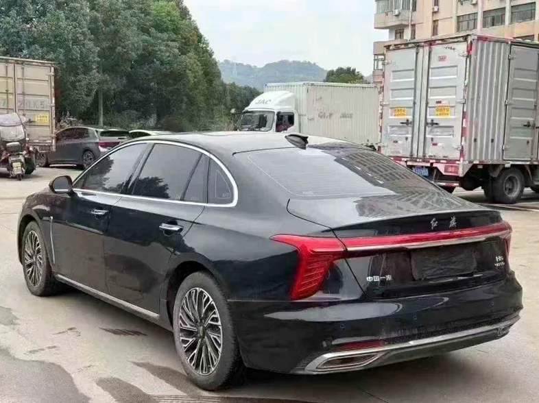 红旗H5 内饰后排