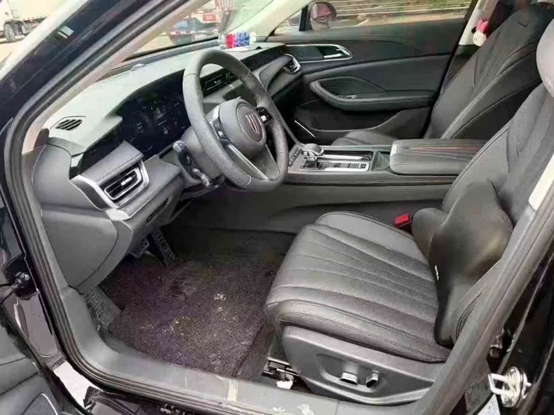 红旗H5 后面外观二