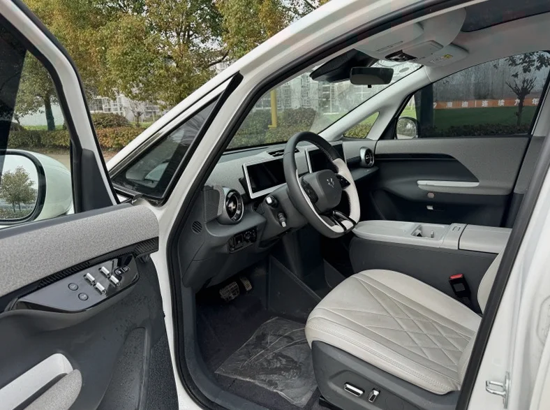 极狐汽车考拉 后面外观三