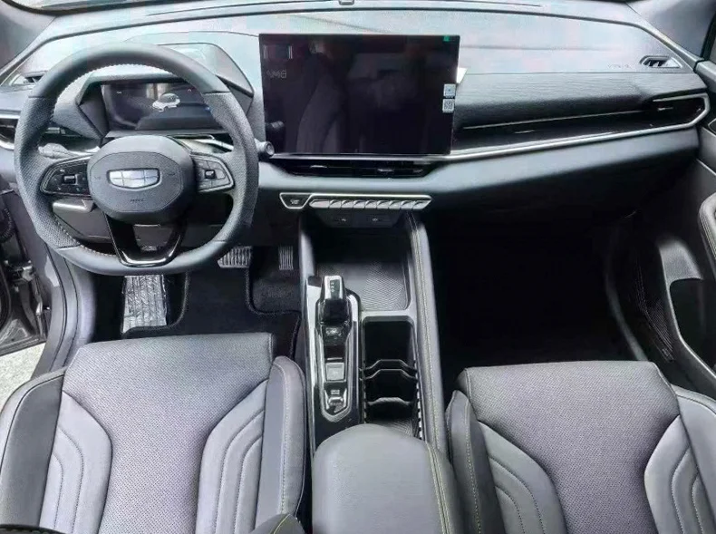 吉利缤瑞 后面外观一