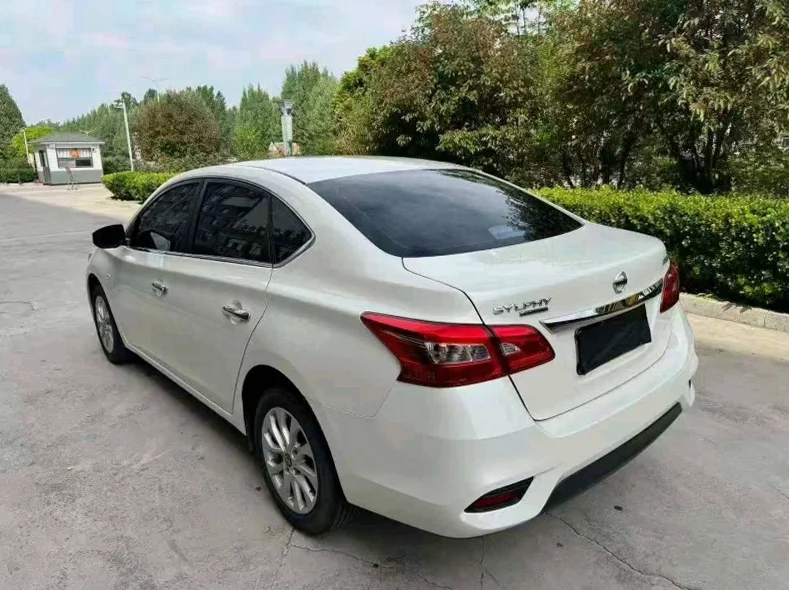 日产轩逸 内饰前排