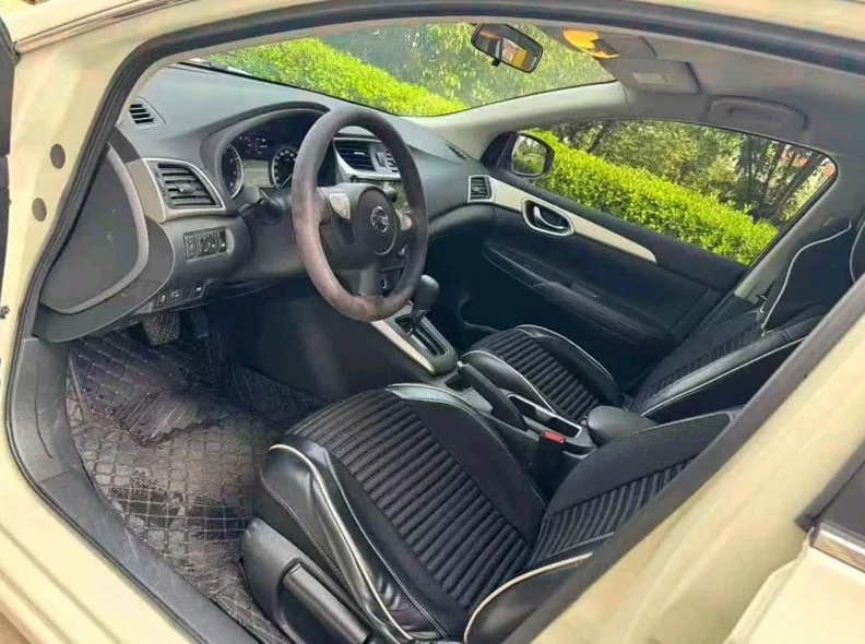 日产轩逸 后面外观二