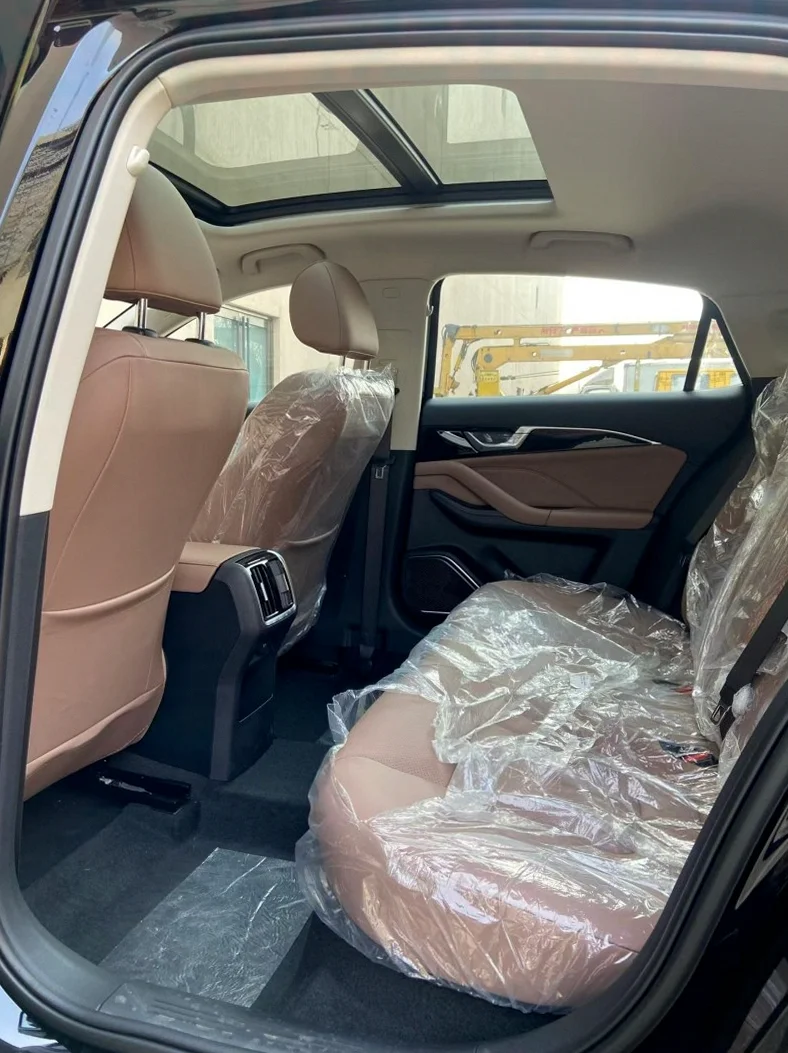 奔腾B70 后面外观三