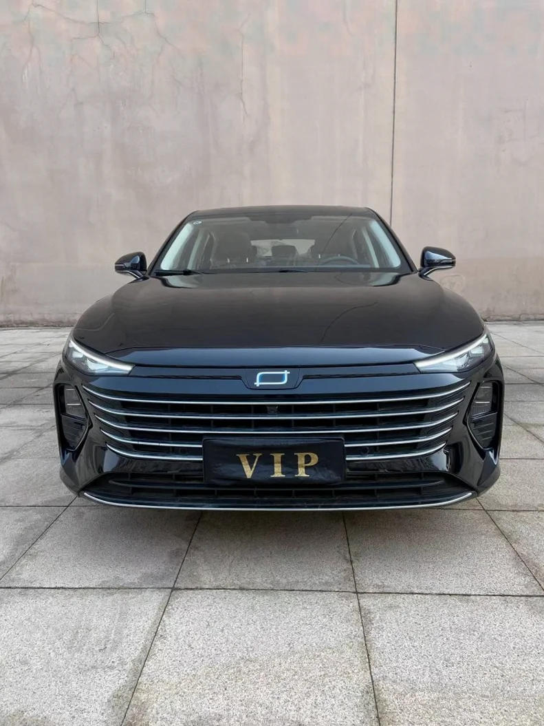 26年奔腾B70龙腾版