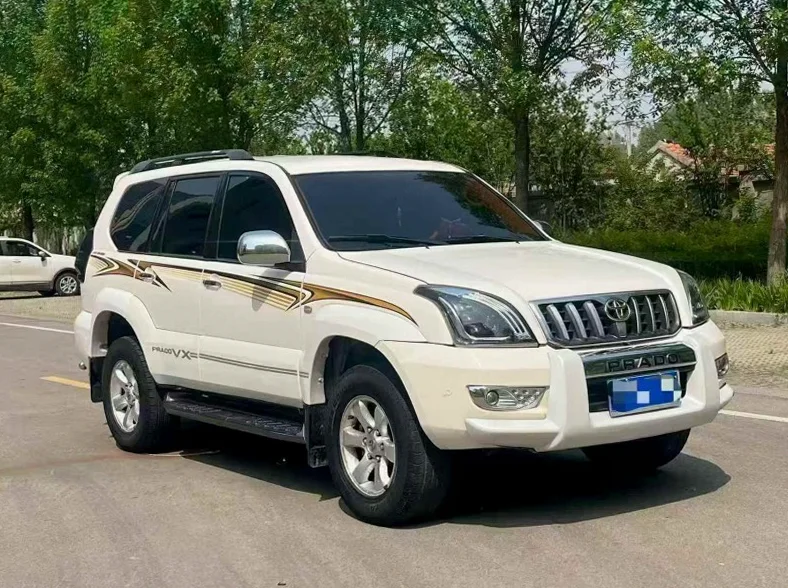 丰田普拉多 正面外观三