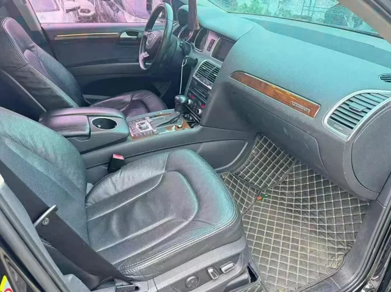 奥迪Q7 后面外观二