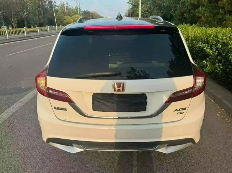 本田杰德 内饰前排