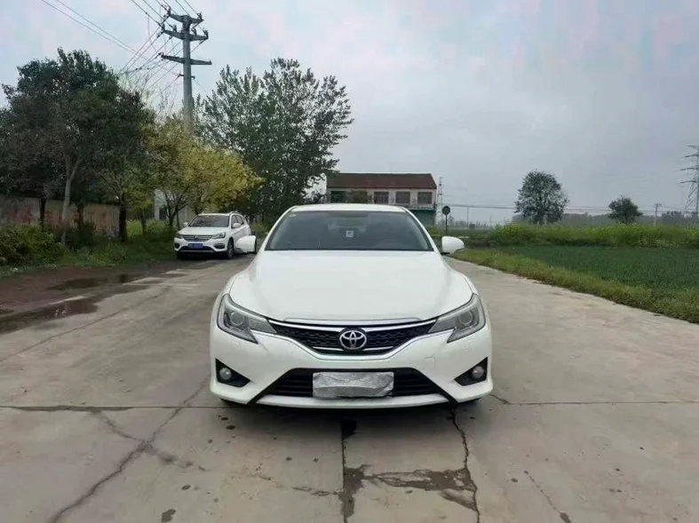 14年丰田锐志2.5V6后驱