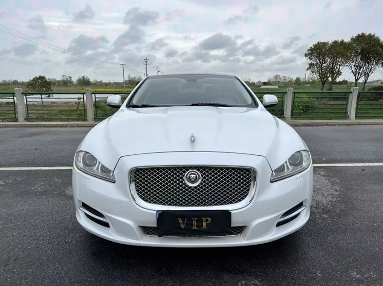 14年捷豹XJL 2.0T两驱典雅商务版