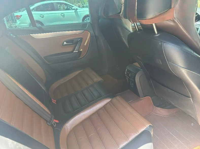 大众CC 后面外观一