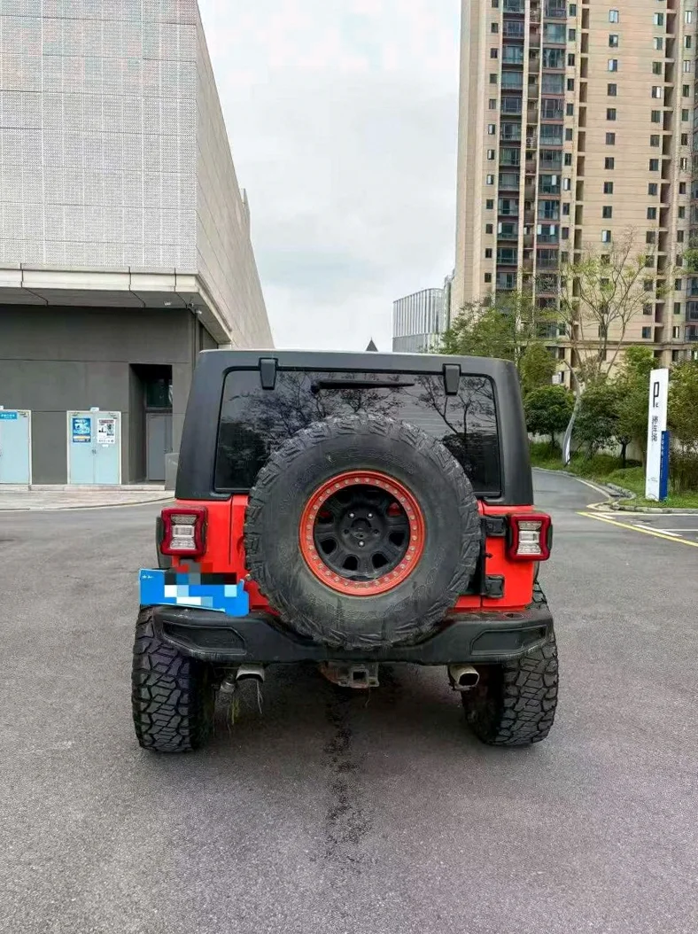 Jeep牧马人 内饰后排