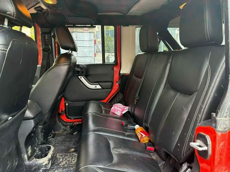 Jeep牧马人 后面外观一