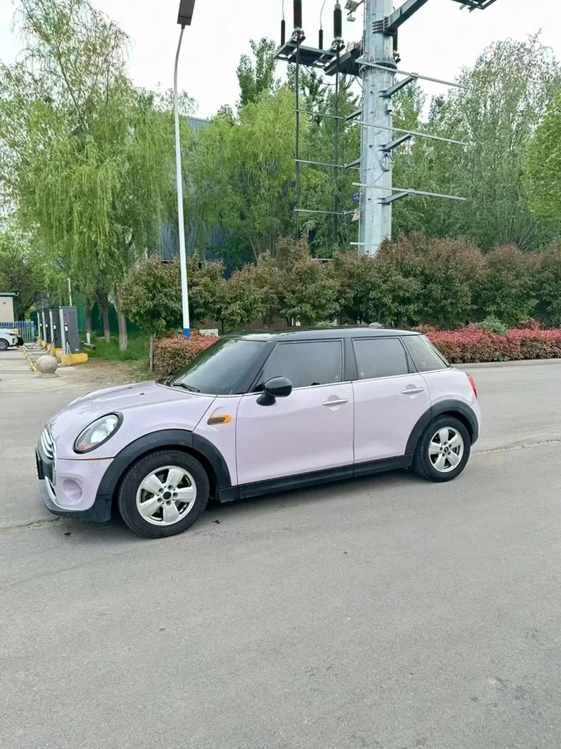 宝马迷你 正面外观二