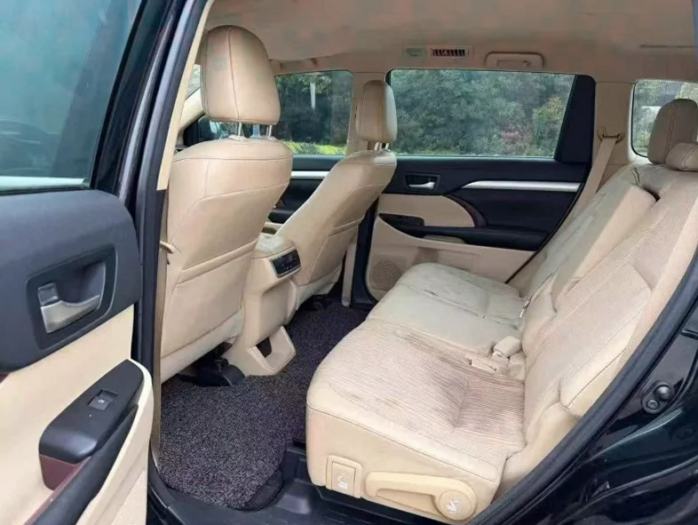 丰田汉兰达 后面外观二