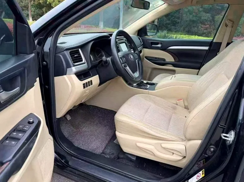 丰田汉兰达 后面外观三