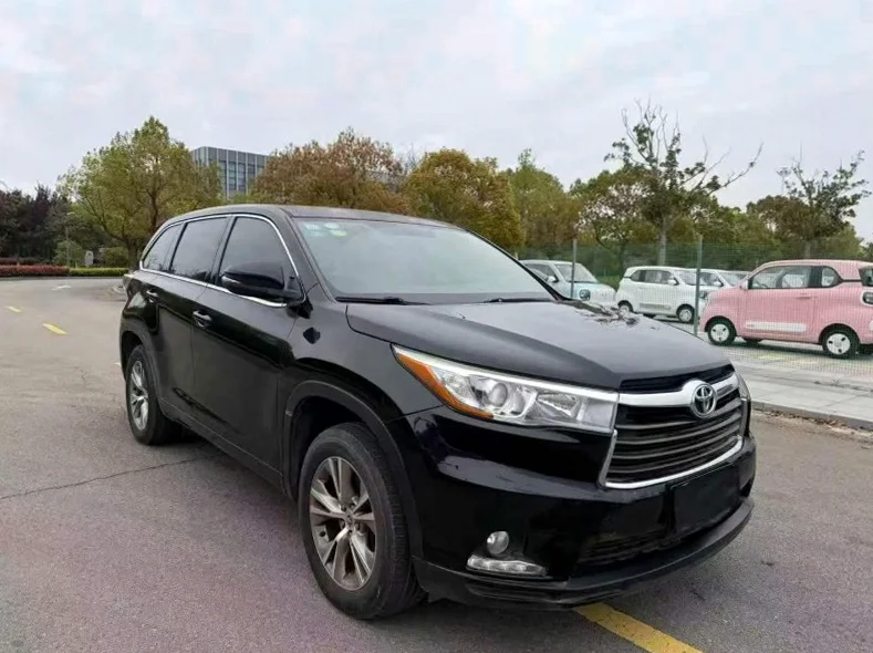 丰田汉兰达 正面外观三