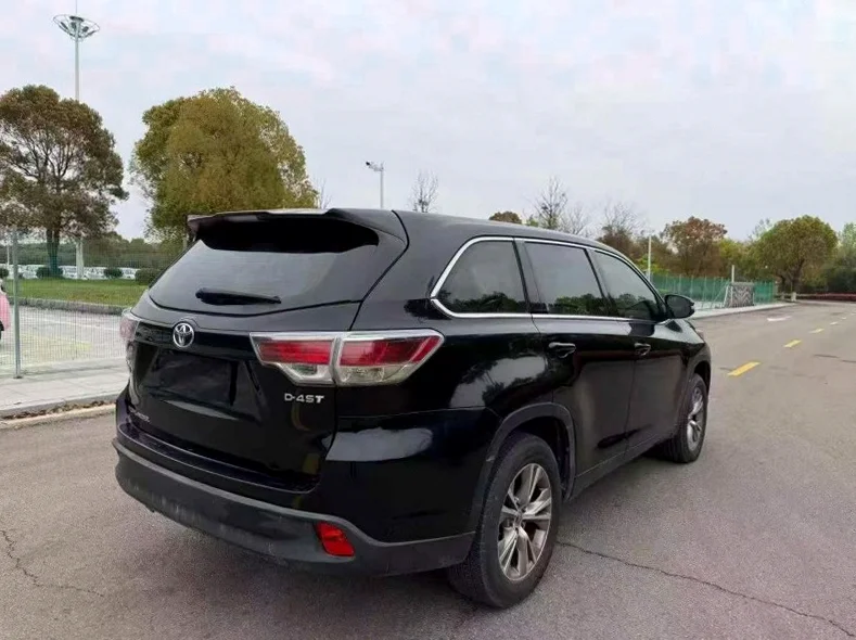 丰田汉兰达 后面外观一