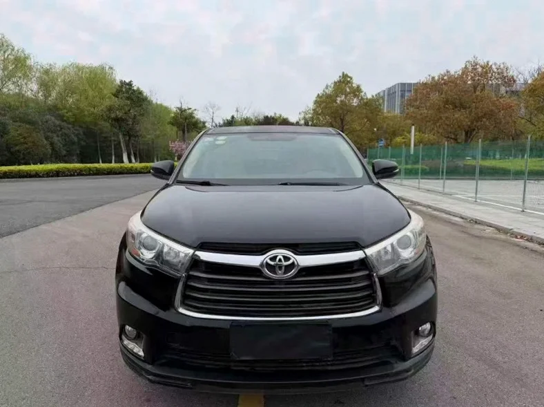 16年丰田汉兰达2.0T自动挡7座精英版