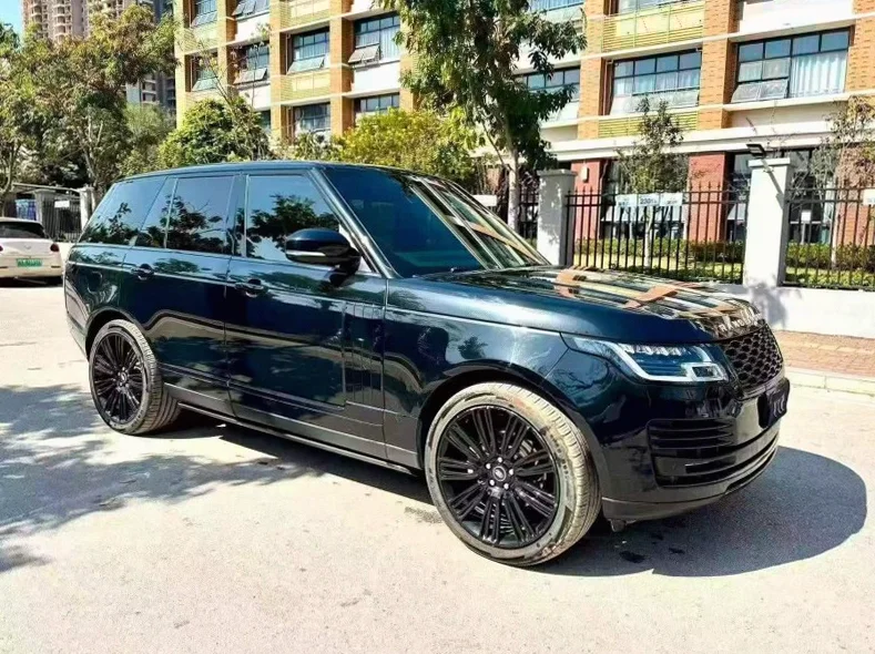 路虎揽胜行政 正面外观三