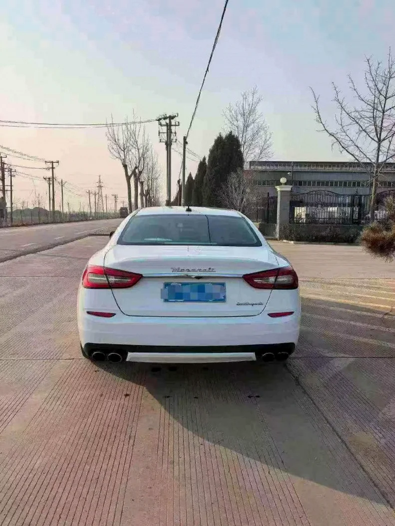 玛莎拉蒂总裁 内饰后排