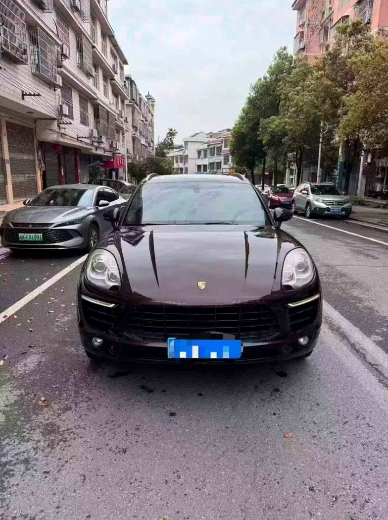16年保时捷Macan 2.0T四驱顶配