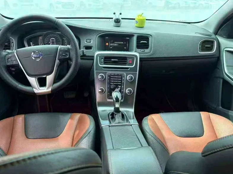 沃尔沃V60 后面外观二