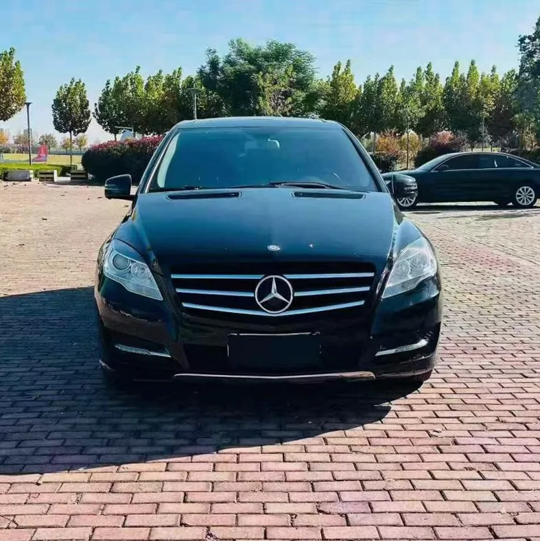 17年奔驰R320 4MATIC七座商务MPV