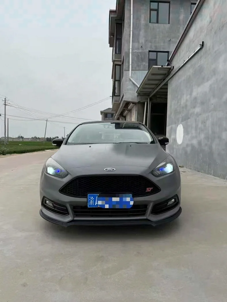 17年福特福克斯两厢运动最顶配