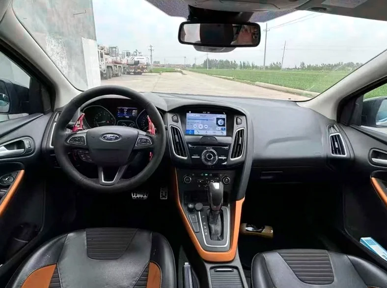 福特福克斯 后面外观二