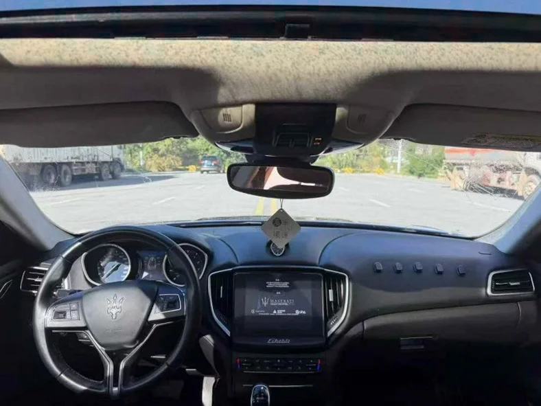 玛莎拉蒂Ghibli 后面外观二