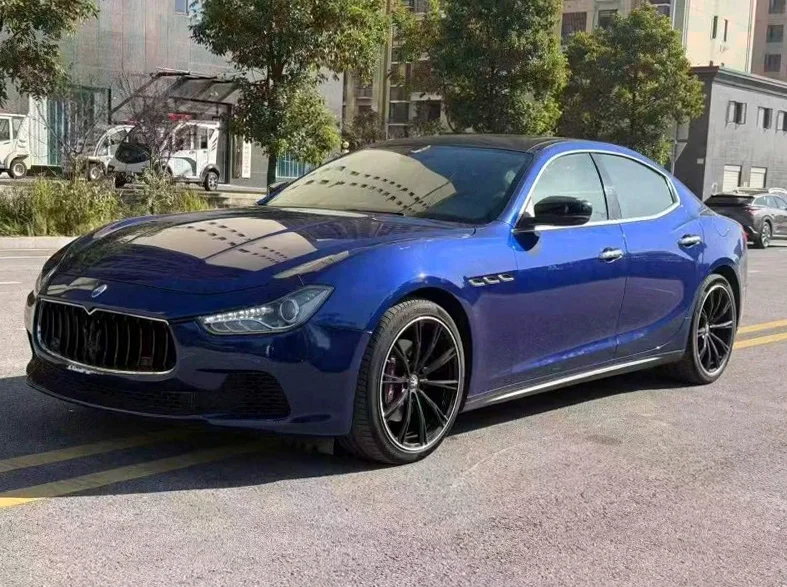 玛莎拉蒂Ghibli 正面外观三