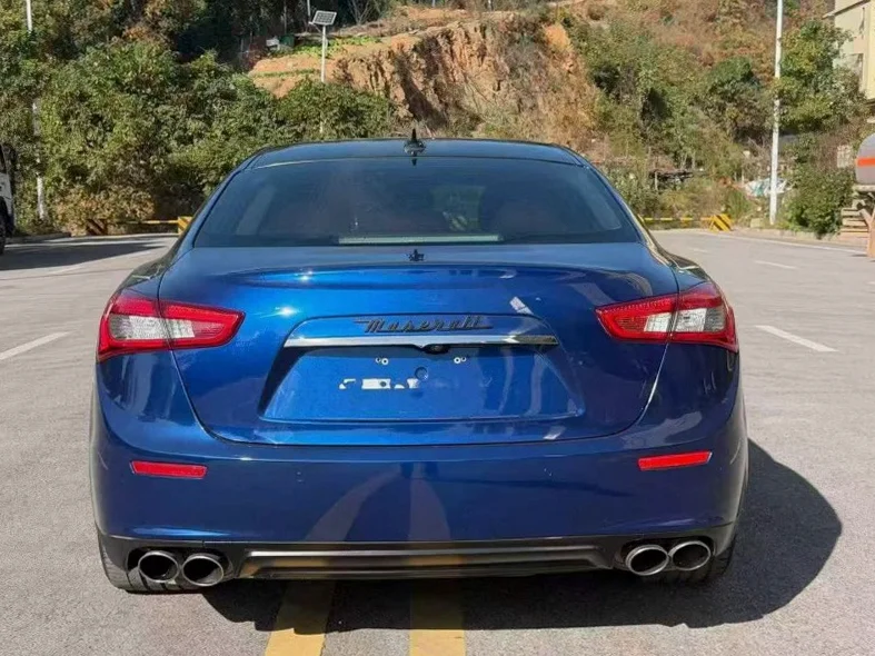 玛莎拉蒂Ghibli 内饰后排