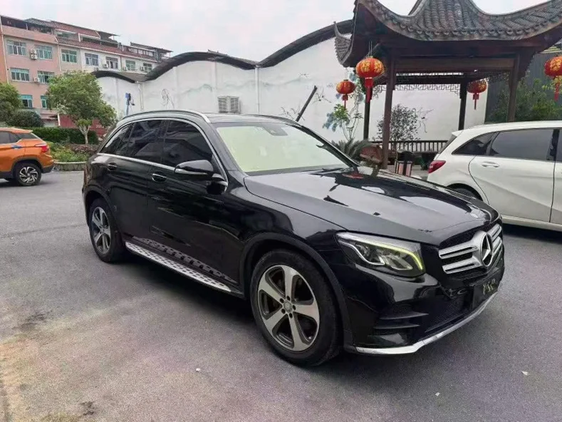 奔驰GLC 正面外观三