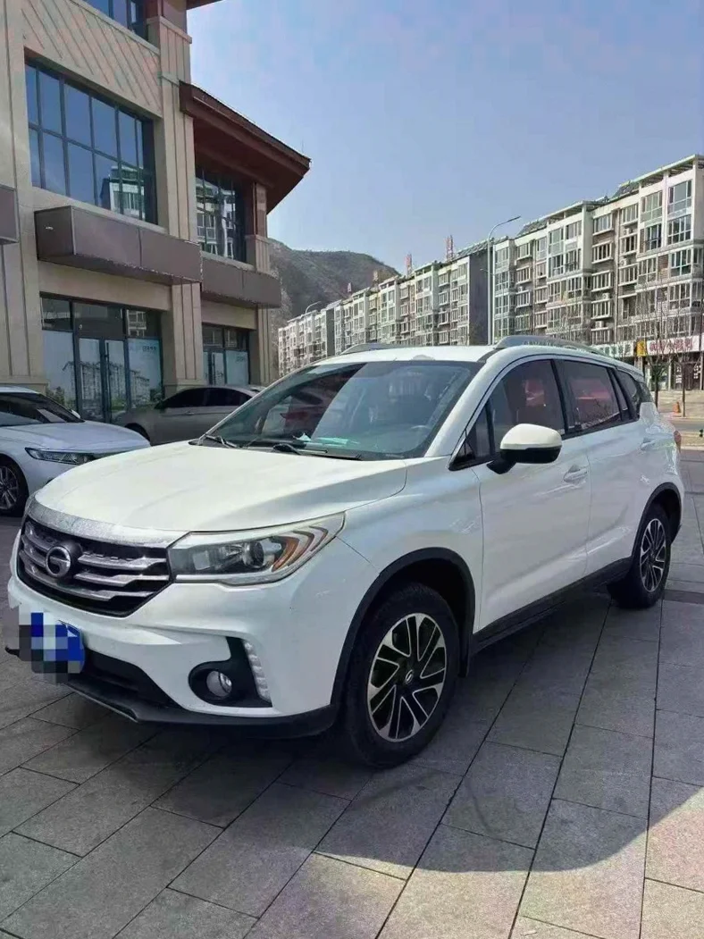 传祺GS4 正面外观二