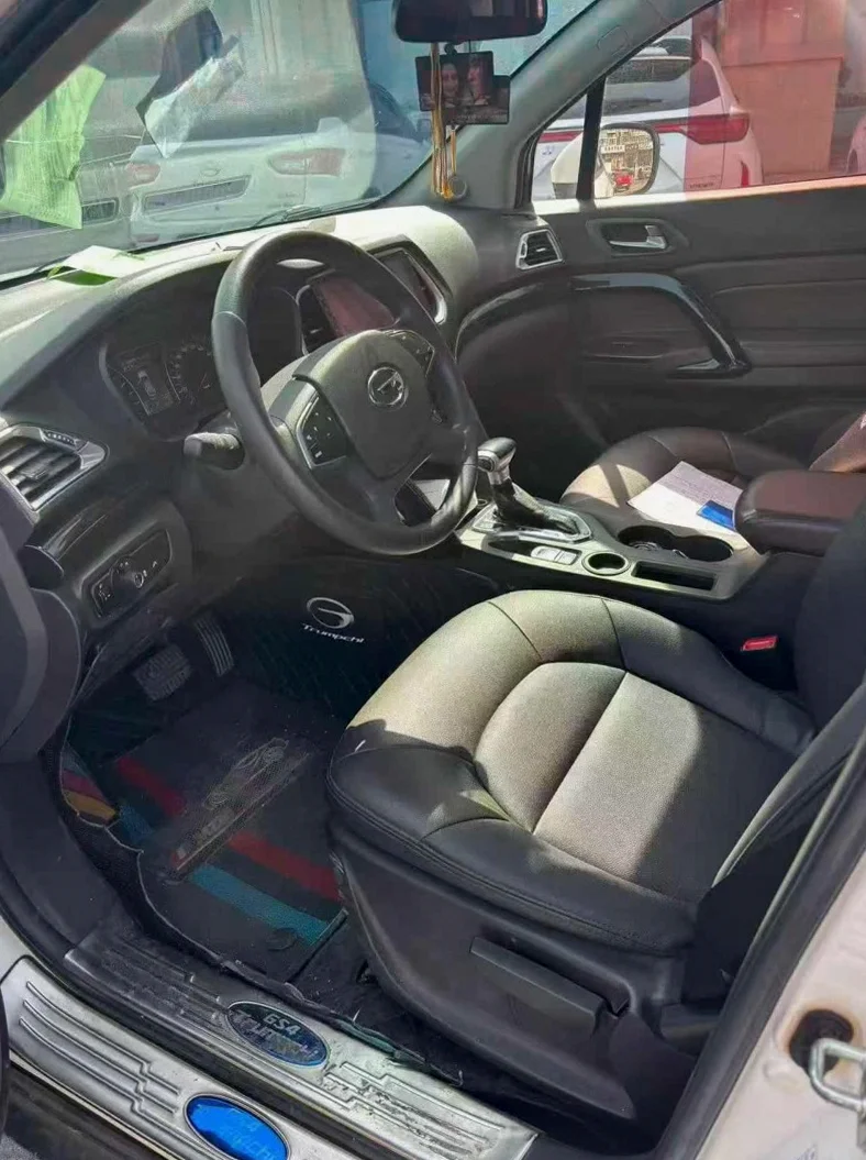 传祺GS4 后面外观一