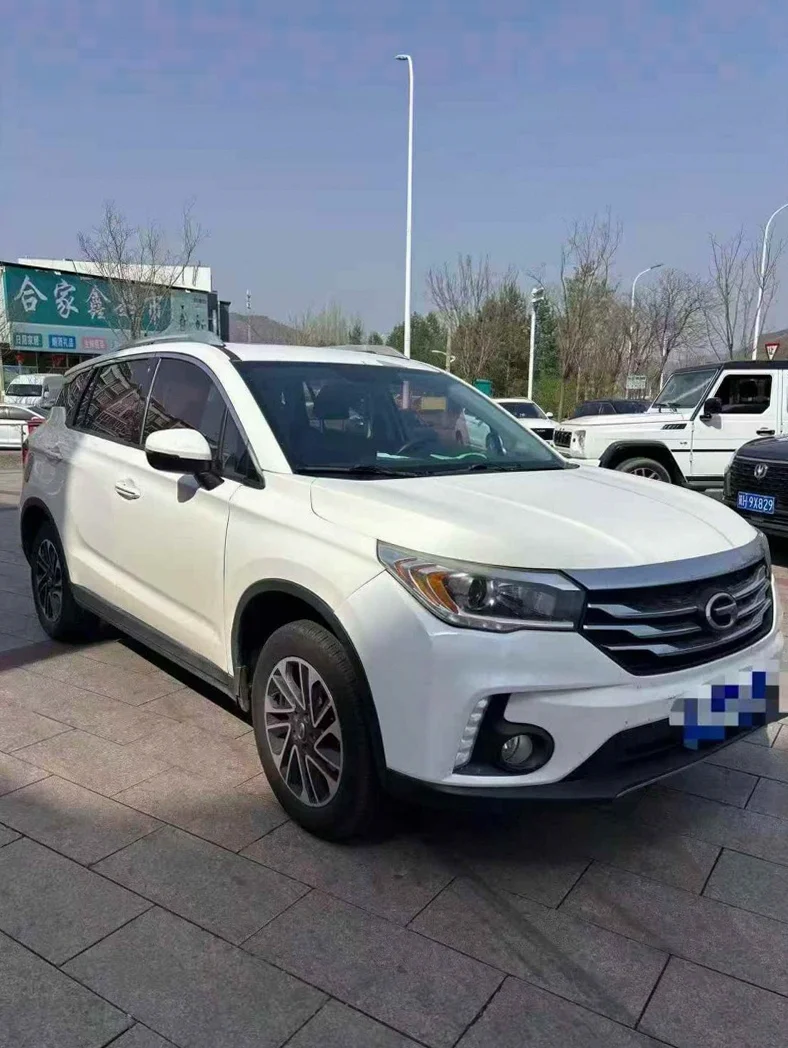 传祺GS4 正面外观三