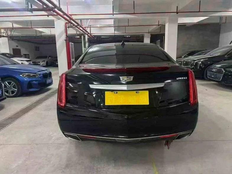 凯迪拉克XTS 内饰后排