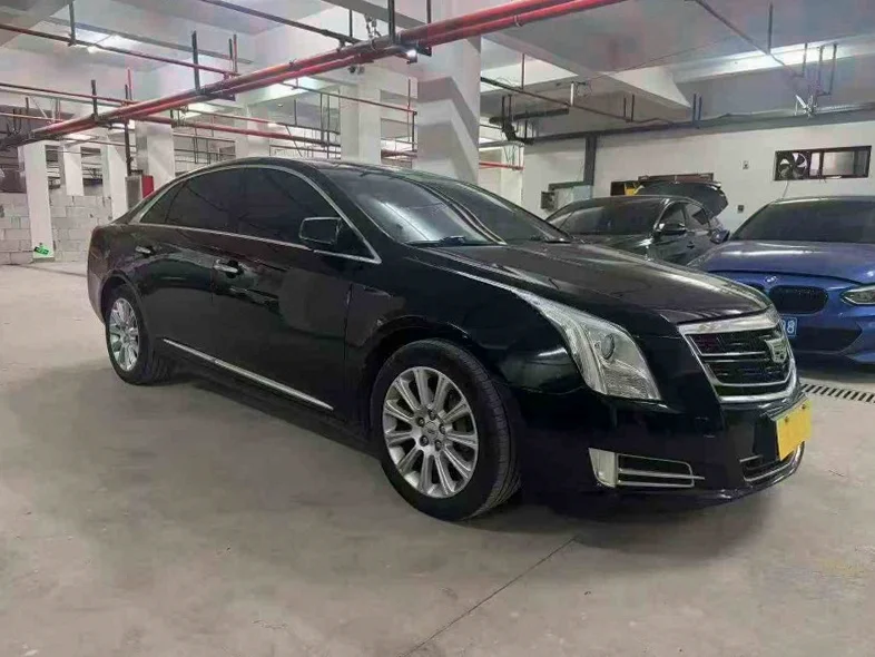 凯迪拉克XTS 正面外观二