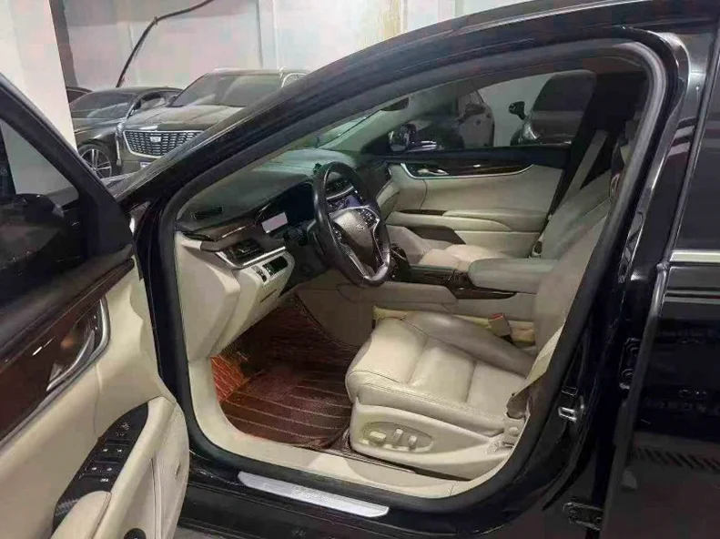 凯迪拉克XTS 后面外观二