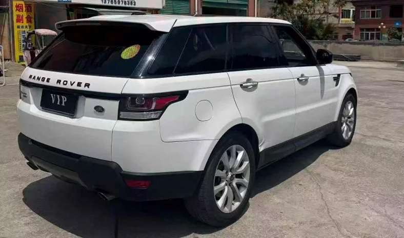 路虎揽胜运动 内饰前排