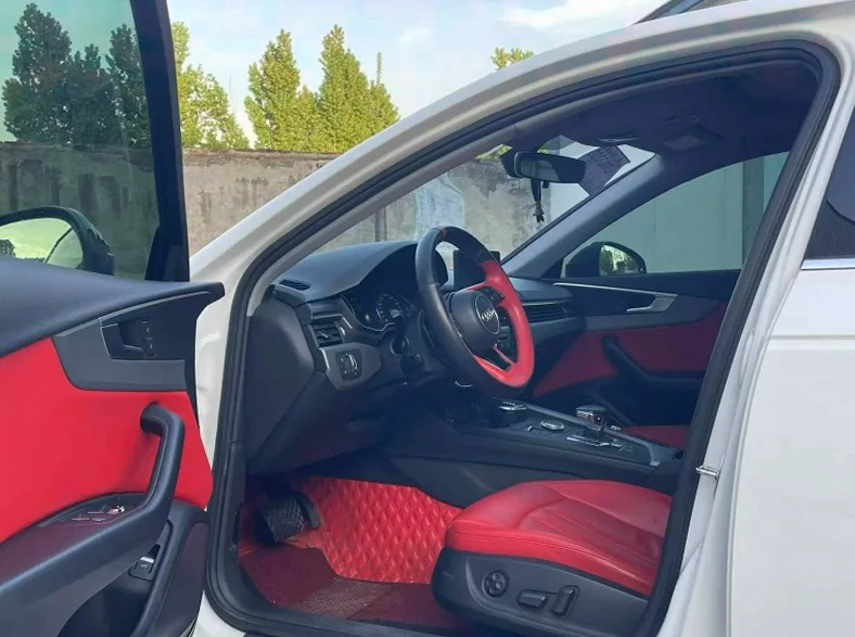 奥迪A4L 后面外观三