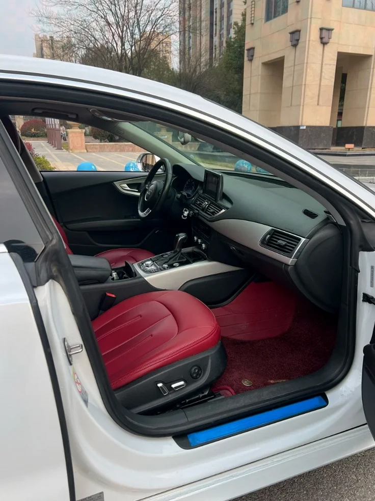 奥迪A7L 后面外观三