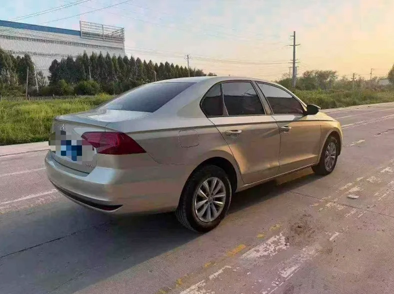 大众宝来 内饰前排