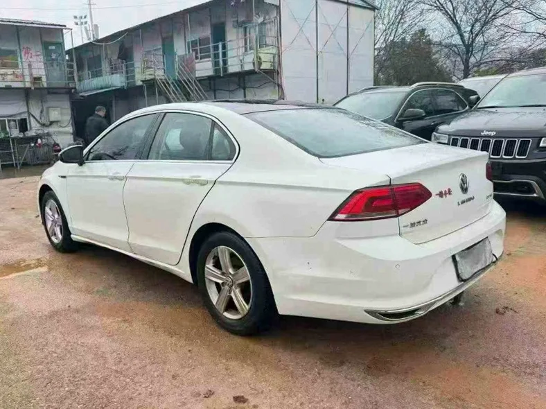 大众凌渡 后面外观三