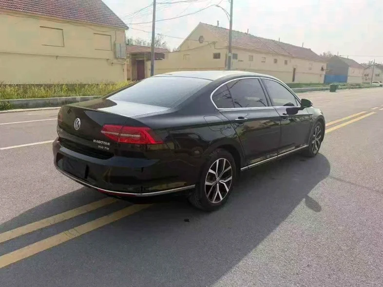 大众迈腾 内饰后排