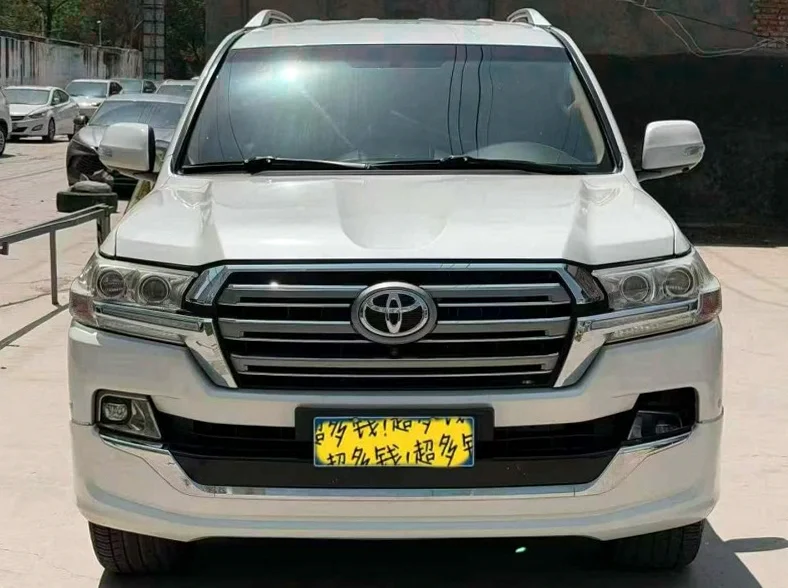 18年丰田兰德酷路泽4.0中东版